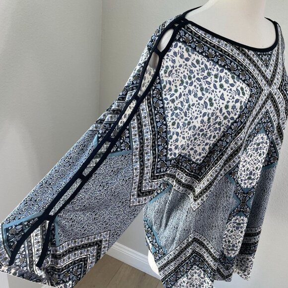 Rose + Olive Womens Plus 3X Geometric Tunic Top Open Sleeve Detail Stretch Shirt - Picture 6 of 10